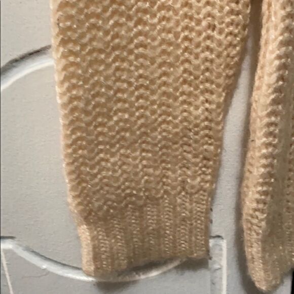POOF! Beige Cable Knit Sweater size small - Picture 4 of 7